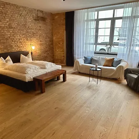 Cinderella.kreuzberg 3* ברלין