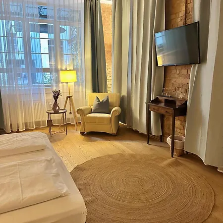 Cinderella.kreuzberg 3*