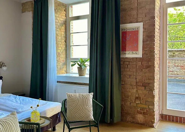 Cinderella.kreuzberg Gasthof Berlin